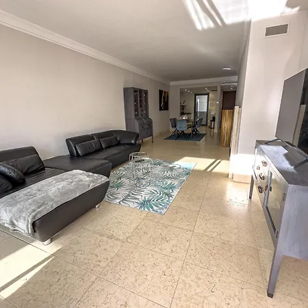 Monteros Dreams Апартаменти *