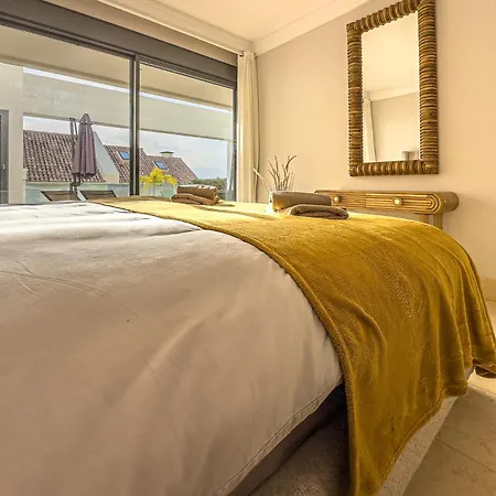 Monteros Dreams Апартаменти